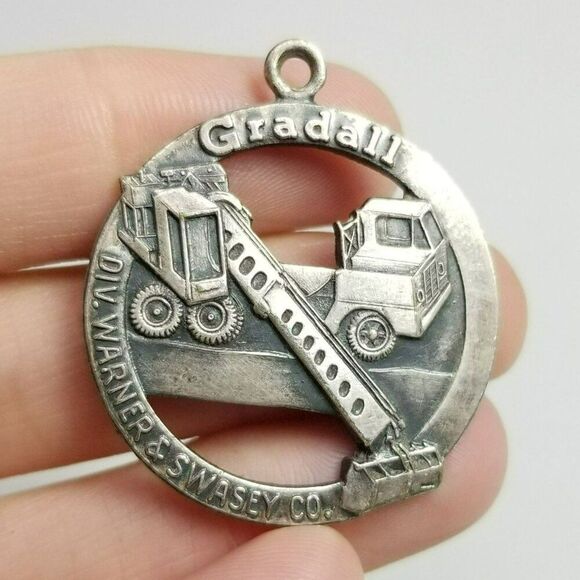 Vintage Warner & Swasey Co Gradall Hydraulic Excavator Tractor Truck Watch Fob - Picture 1 of 5